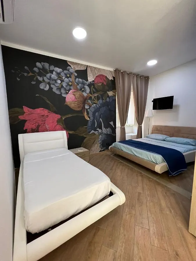 Bed and Breakfast In Piazzetta Napoli Bed & Breakfast