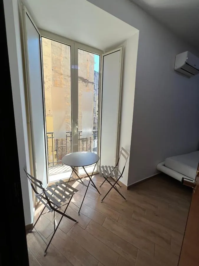 Bed and Breakfast In Piazzetta Napoli 0*,  Italia