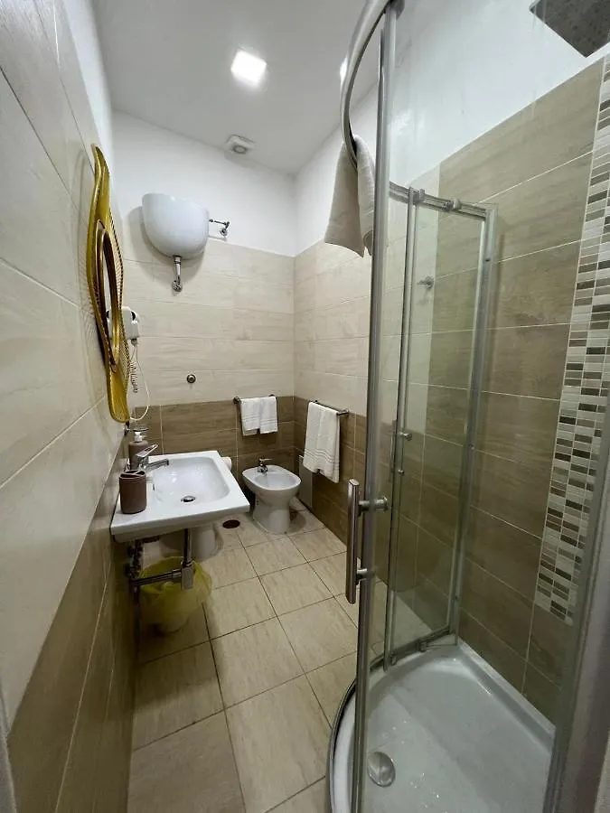 Bed and Breakfast In Piazzetta Napoli 0*,
