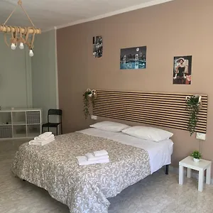 Neapolis Center2 Bed & Breakfast